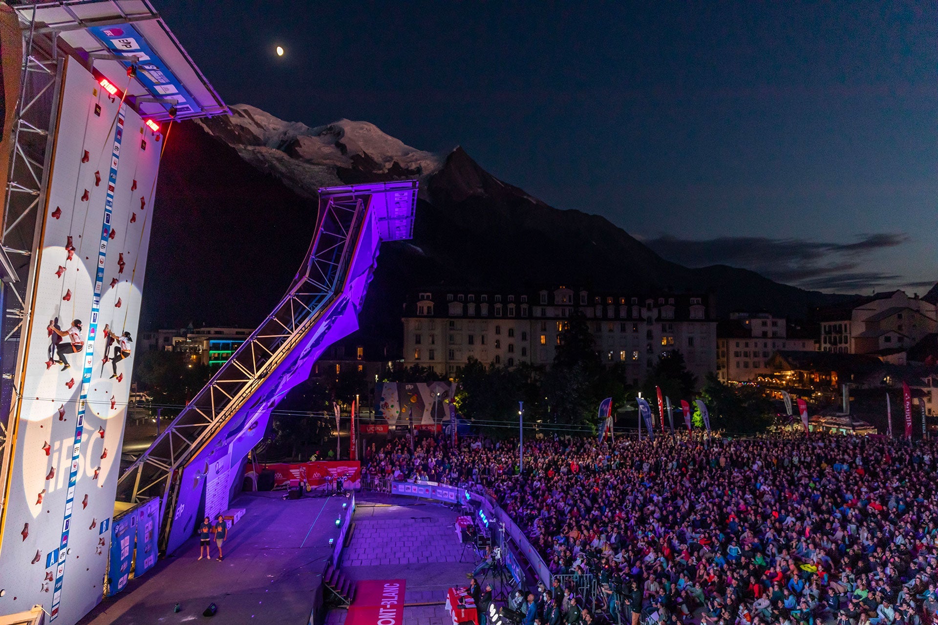 Rupe torna alla Coupe du Monde d'Escalade di Chamonix: terza edizione consecutiva