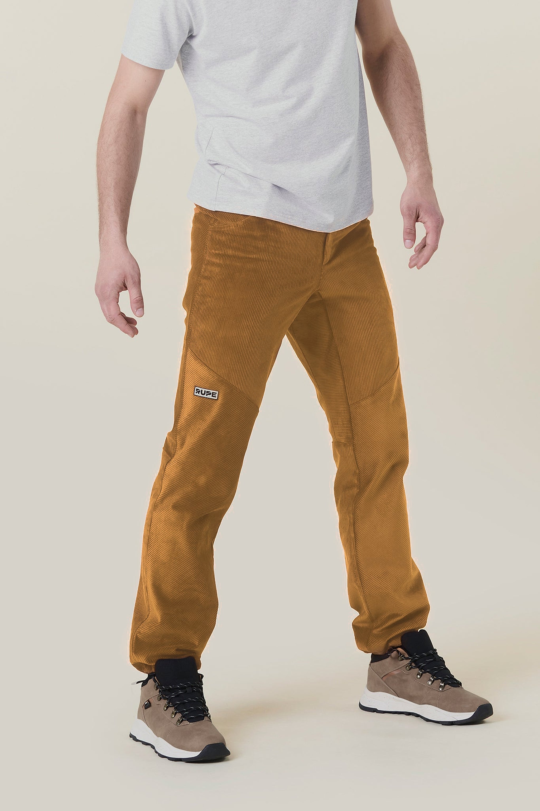 pantalone in velluto giallo ocra