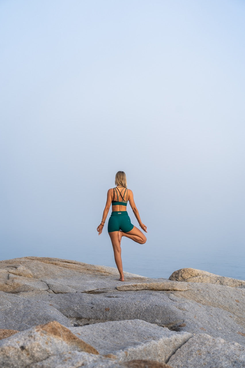 Women's technical leggings – teal mountain pattern