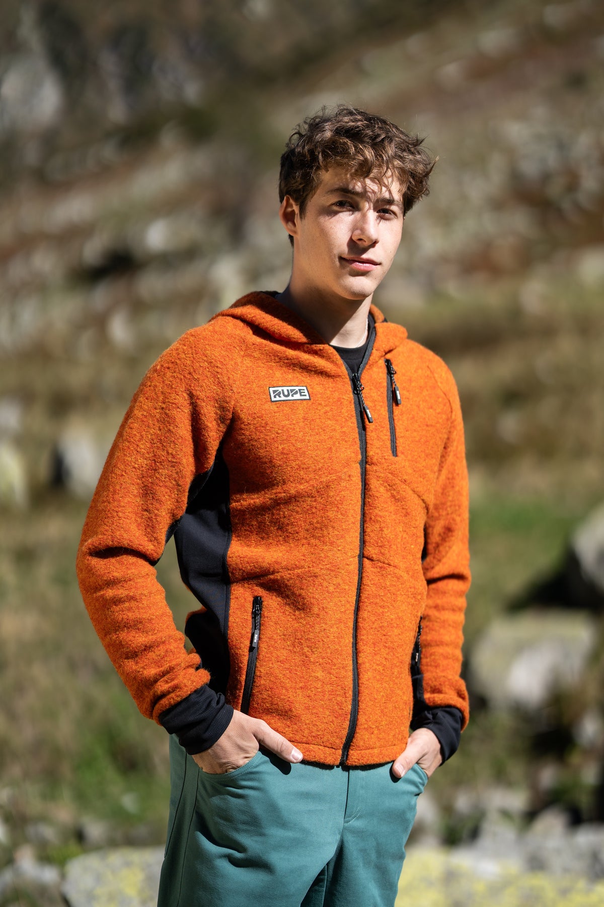 FW26-001 Summit Copper + Pirenei Forest (uomo frontale variante)